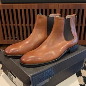 Banana Republic Chelsea Boots US 11 NWT